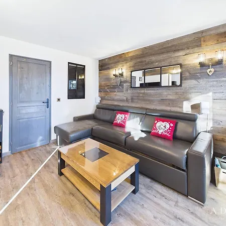 Appartamento T2 Rénové, Proche Pistes Et Commerces, Balcon Exposé Sud - 5 Pers - Fr-1-398-610