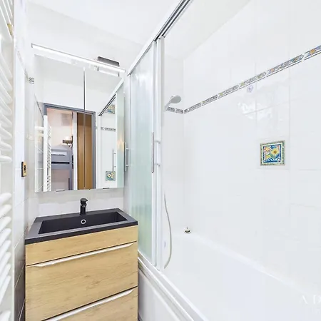 T2 Rénové, Proche Pistes Et Commerces, Balcon Exposé Sud - 5 Pers - Fr-1-398-610 Appartamento